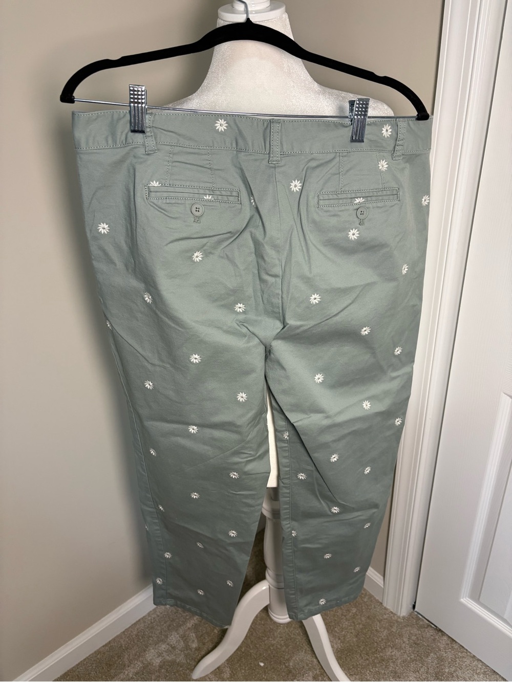 Talbots embroidered chino pants - Picture 5 of 5